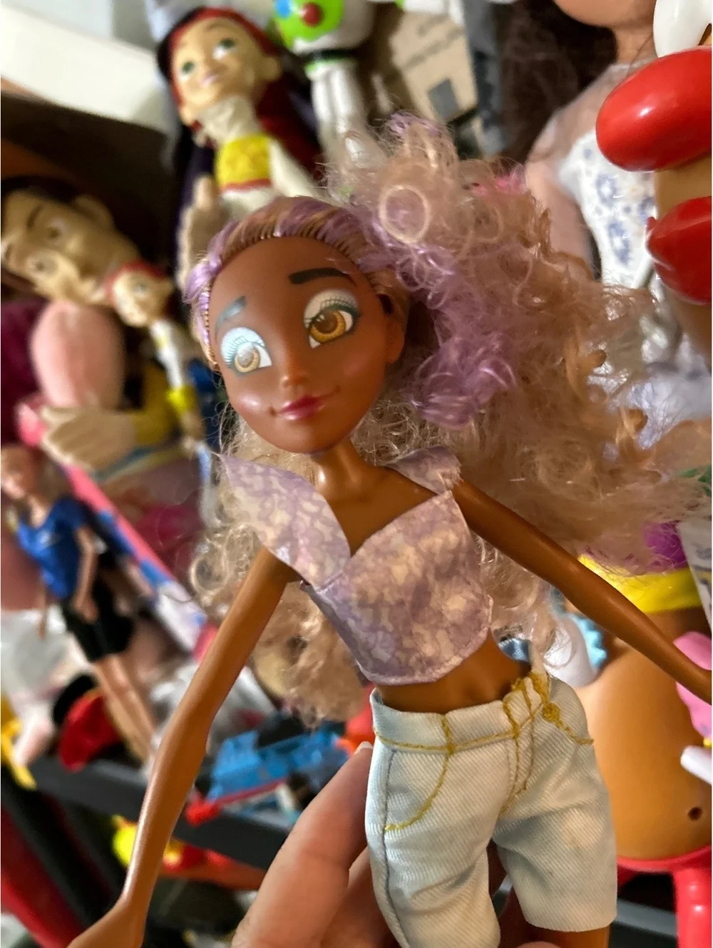 Fashion doll
